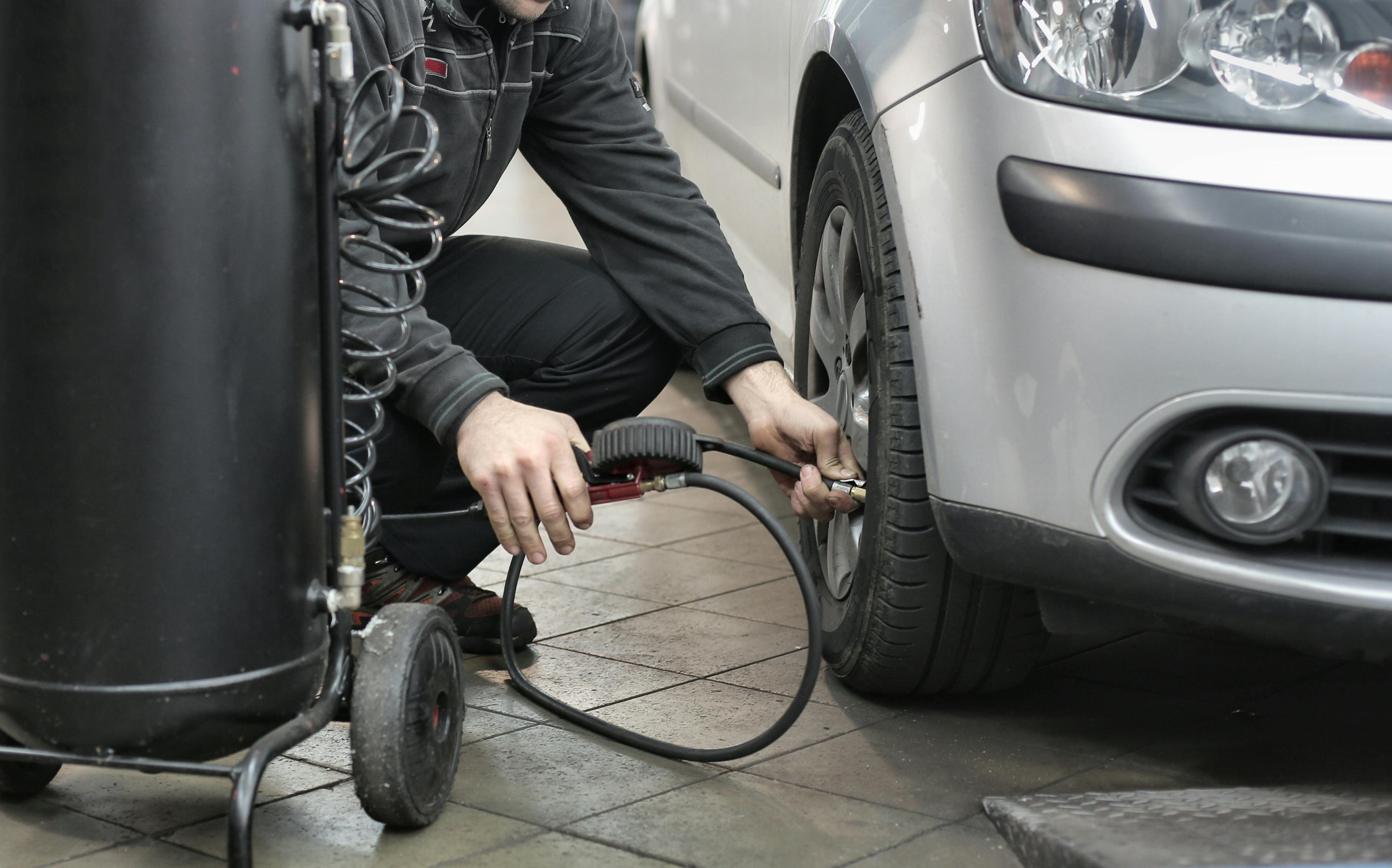 Mobile tyre fitting service in Selby